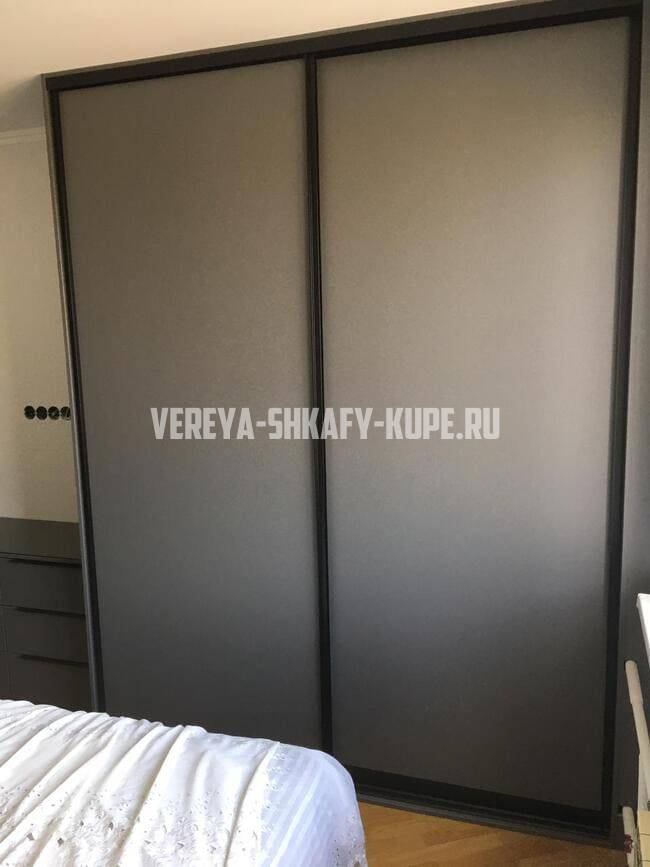 Шкафы в спальню Верея